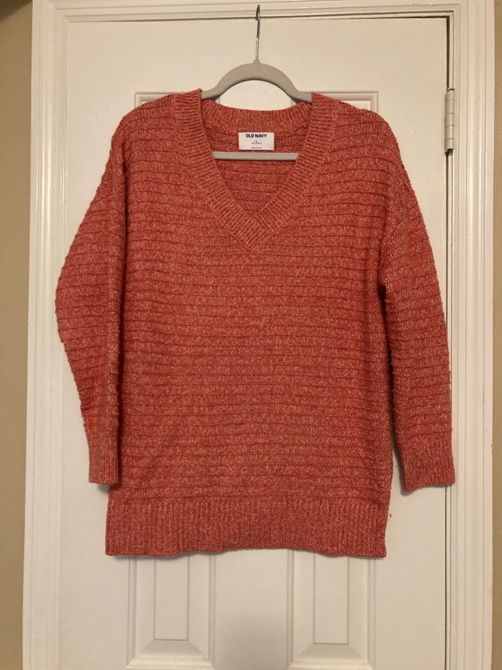 Old Navy Women's Coral V-Neck Tunic Sweater